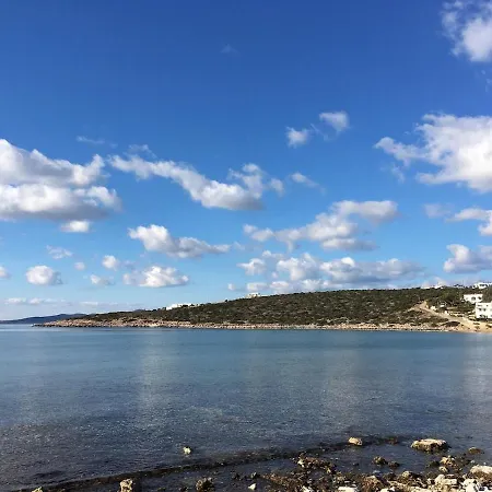 Barewake's Place 2 Modern Cycladic And Seafront View South Paros Lejlighed *