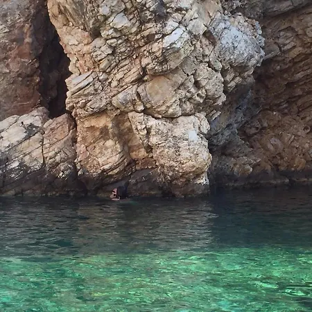 아파트 Barewake's Place 2 Modern Cycladic And Seafront View South Paros